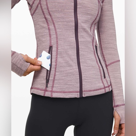 Lululemon Define Jacket
Wee Are From Space Frosted Mulberry Black Currant size 4 - Picture 4 of 8